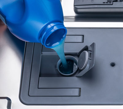 Visuel du r�servoir utilis� pour le dosage automatique du produit de lavage sur un lave-vaisselle Hisense AutoDose