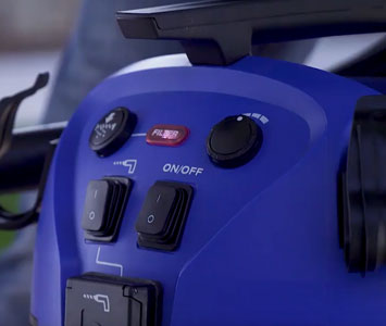 Visuel repr�sentant un aspirateur Nilfisk avec d�colmatage �lectronique du filtre Push to clean