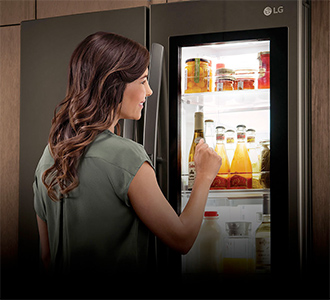 Visuel repr�sentant le dispositif LG Knock-on Door-in-Door