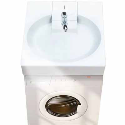 Image d'une machine � laver install�e sous un lavabo