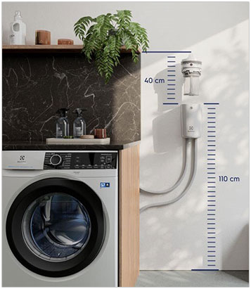 Visuel pr�sentant l'installation d'un filtre microplastiques pour lave-linge